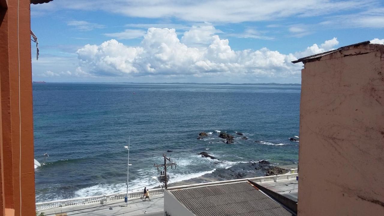Excelente Apartamento 1/4 e Sala na Barra Salvador Esterno foto